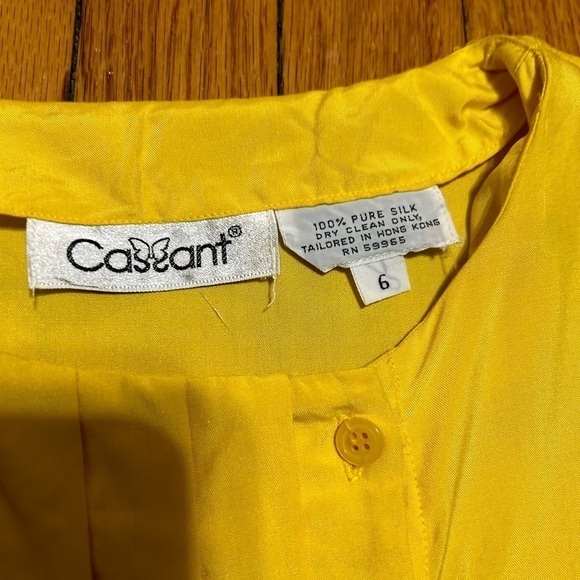 Vintage 90s Boxy Button With Pleated Front Shirt Cassant Size 6  Pure Silk - Picture 4 of 9